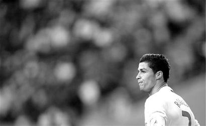 西甲前瞻：贝蒂斯多名主力伤缺，赫塔菲各项赛事三连败（西甲前瞻：贝蒂斯伤兵满营，赫塔菲陷三连败颓势）