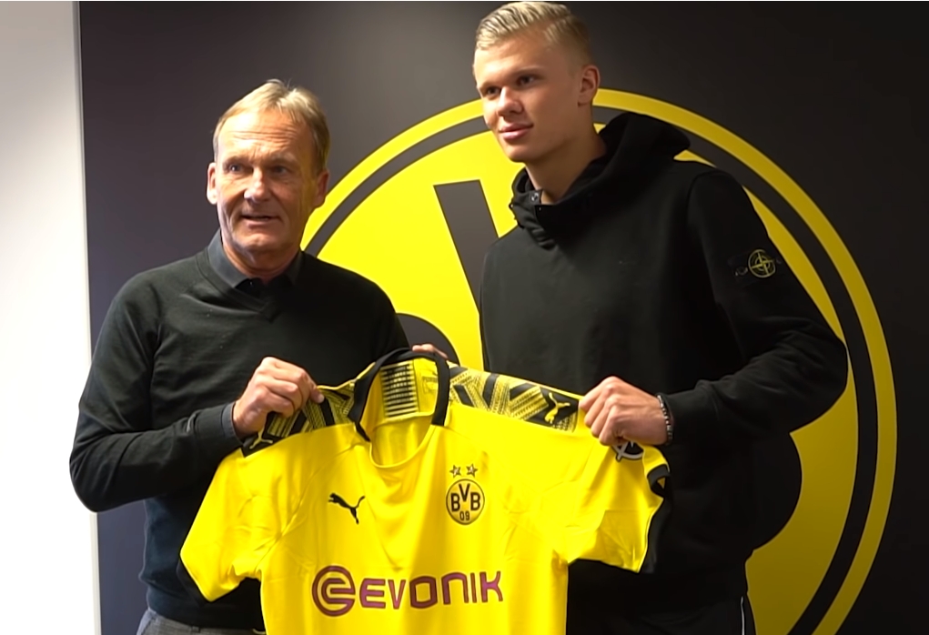 乌姆蒂蒂：德尚是顶级教练标杆；博格巴心理强大能重返巅峰