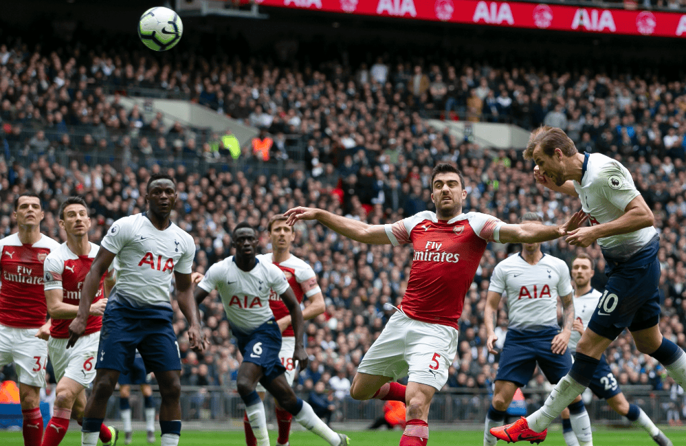 纳米比亚足球的拓荒者-艾里法斯・希武特-上，当年的大连万达26号