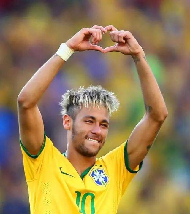 官方：阿根廷国家队补招维拉中场布恩迪亚