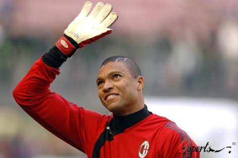 周定洋坐镇，亚冠成都蓉城VS神户胜利船，韦世豪+德尔加多领衔进攻（亚冠焦点战：周定洋压阵，成都蓉城对垒神户胜利船，韦世豪与德尔加多领衔锋线）