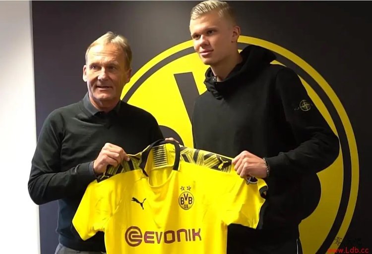 齐鲁超赛黑马：泰安泰山城建队，2：1逆转聊城传奇夺魁收官