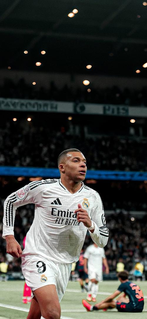 周定洋：虽然有些遗憾，但我为球队今年取得的进步感到自豪