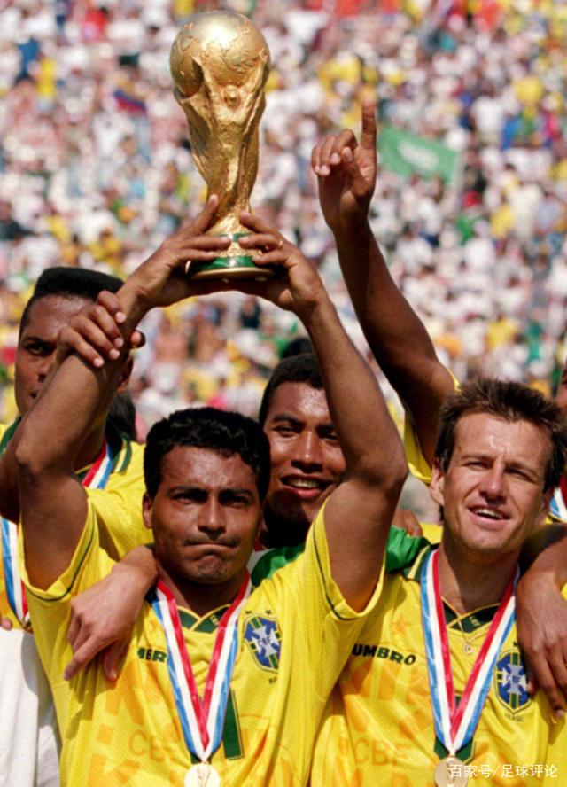 首发出战阿尔巴尼亚，22岁夸安萨英格兰成年队首秀