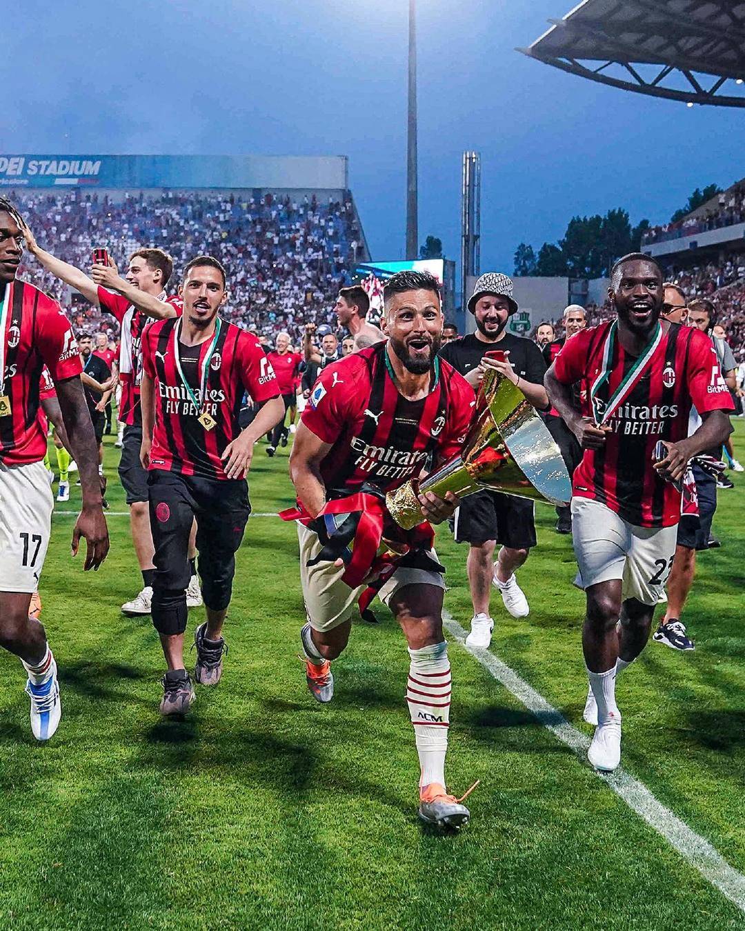 西甲-孔德破门 巴萨客场1-1战平赫塔菲（西甲：孔德进球难救主，巴萨客场1-1憾平赫塔菲）