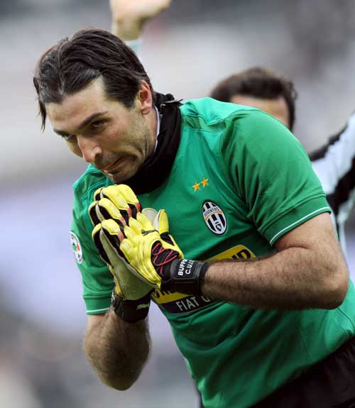 纳格尔斯曼：我心中已有世界杯理想阵容，球队需专注提升水平（纳格尔斯曼：世界杯理想阵已定，球队需专注提升）