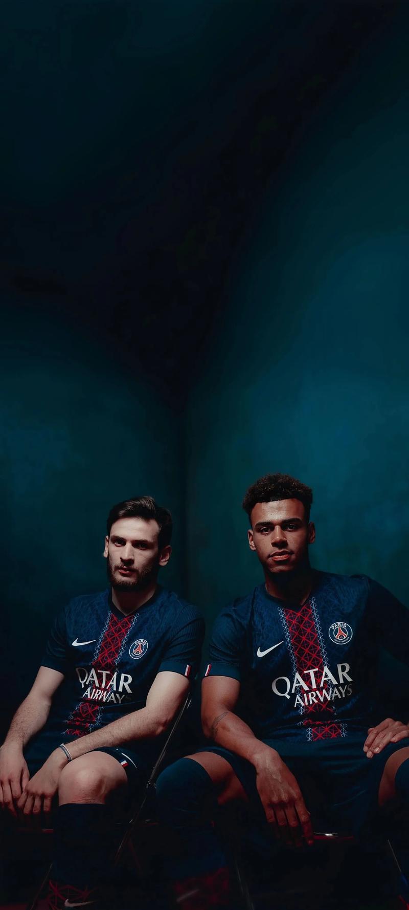 足球不相信眼泪（绿茵场不容眼泪）