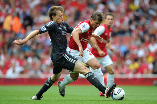 跟朋友娱乐赛 11 分制，先输后赢