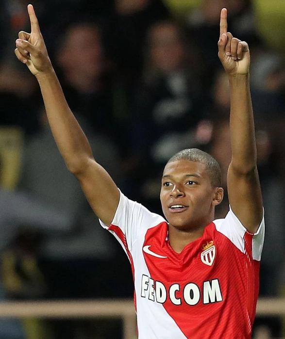 西甲第17轮观赛指南：皇马迎战塞维利亚；巴萨期待延续胜轨（西甲第17轮看点：皇马对阵塞维利亚，巴萨力争连胜）