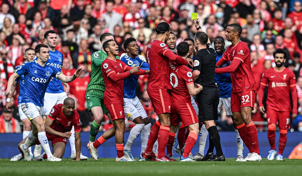 足球周刊：刘若钒曾想回成都却被徐正源拒绝，后获里卡多、穆斯卡特赏识