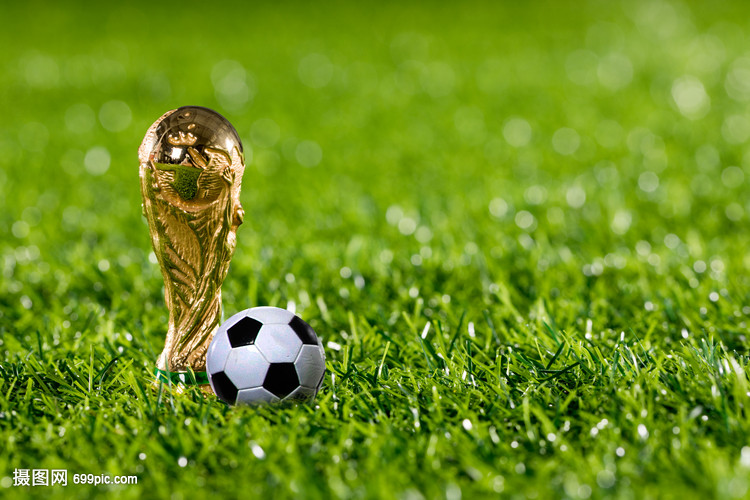 卡雷拉斯：我的位置是左边卫，但能适应教练在任何时候的要求