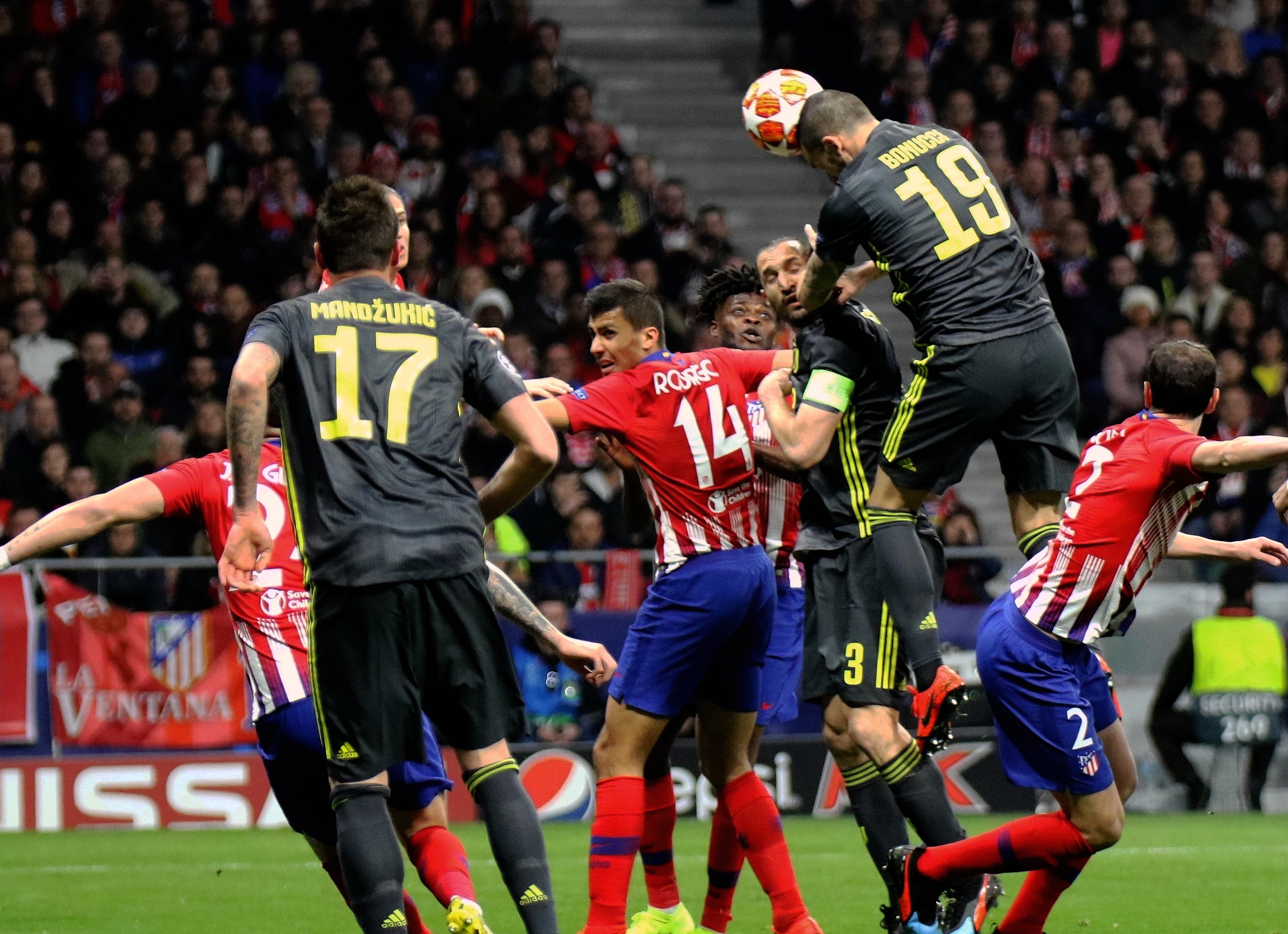 意天空：罗马将于周五正式启动引进齐尔克泽的转会方案（意媒：罗马周五将正式开启齐尔克泽引进计划）