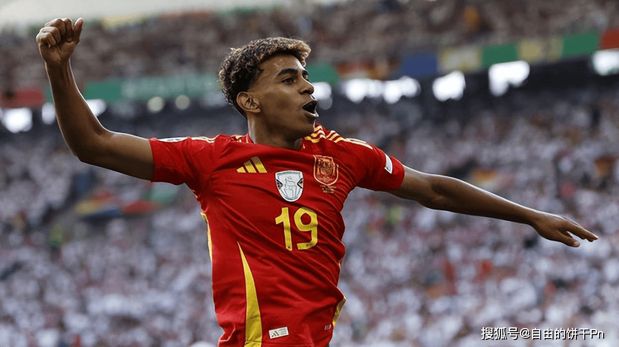 库里一战刷爆纪录！勇士全场沸腾